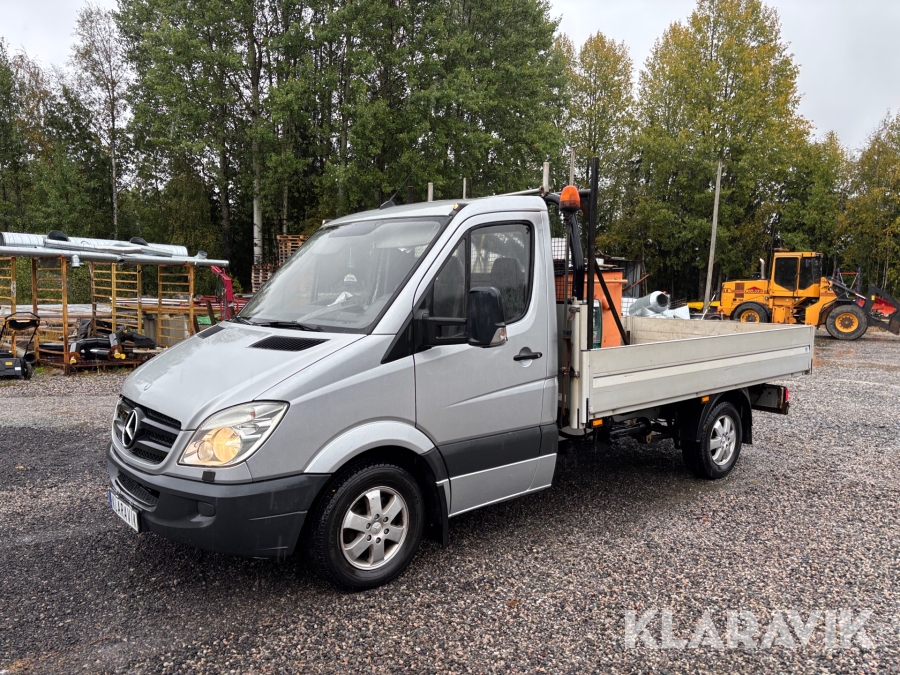 Pickup Mercedes- Bens 315 CDI med kran