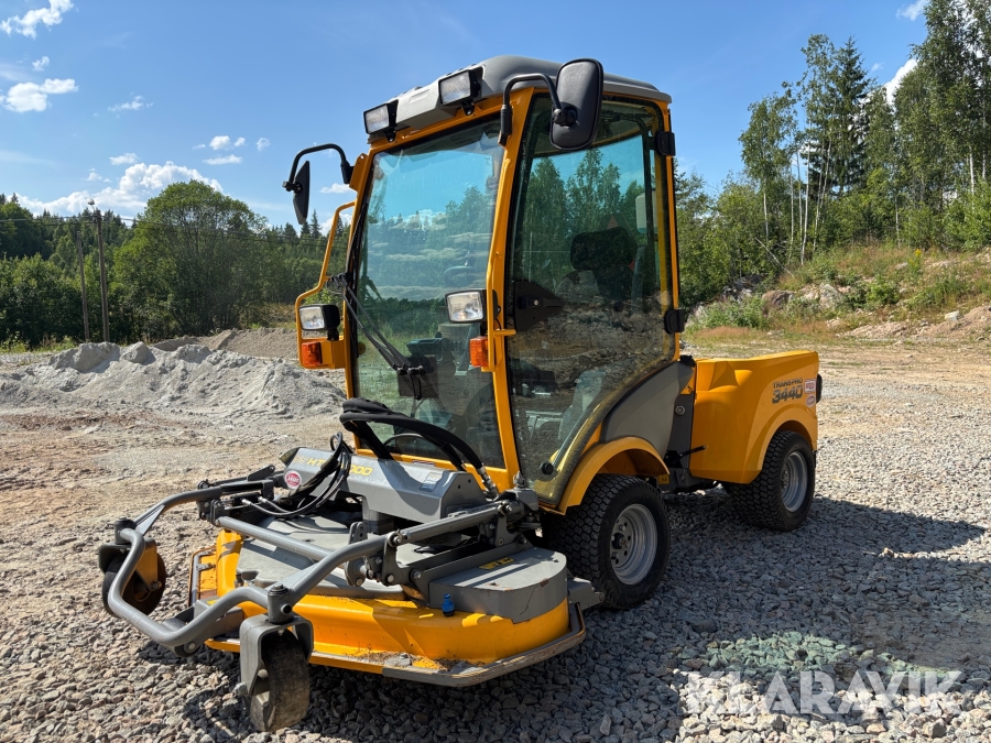 Redskapsbärare Belos Trans Pro 3440 med redskap