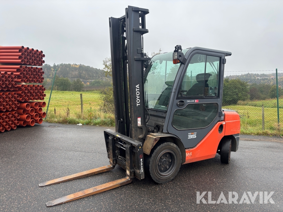 Motviktstruck Toyota 02-8FDJF35