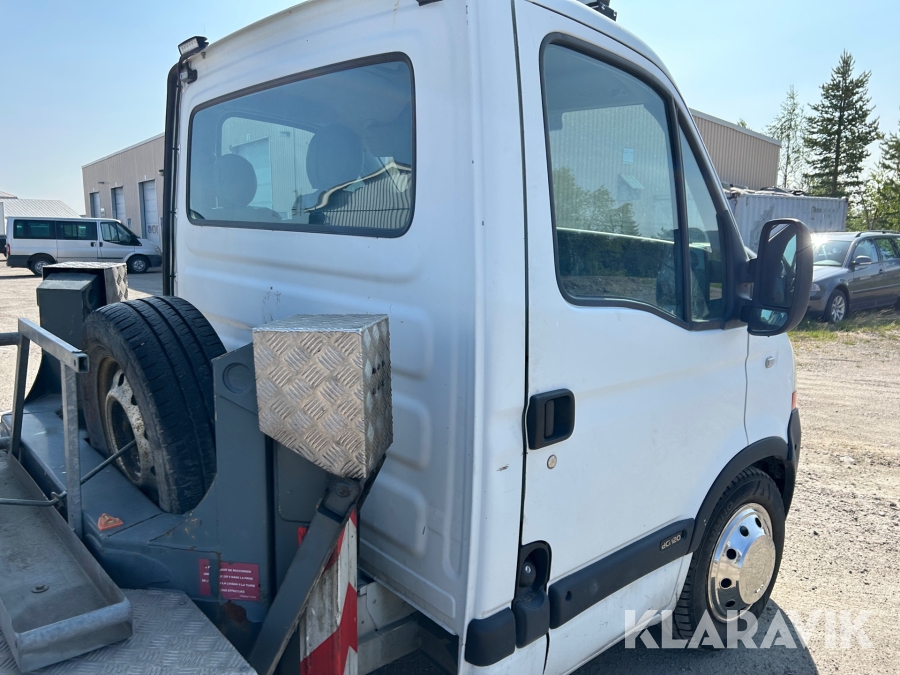 Bilmonterad lift Renault Master, Gällivare, Klaravik auktion