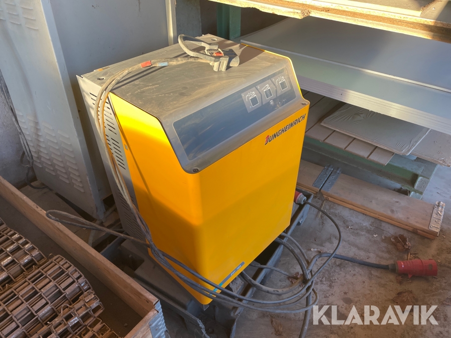 Truckladdare Jungheinrich SLT100