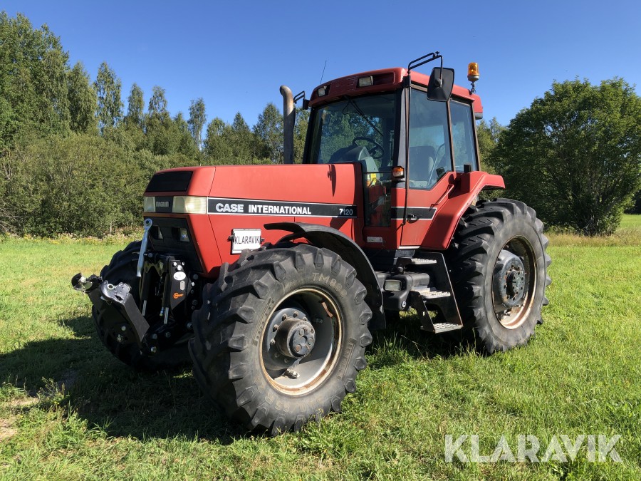 Traktor Case IH Magnum 7120 