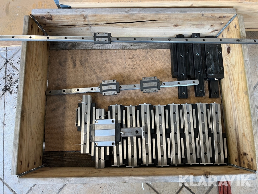 Linjärenheter SKF med åkvagn