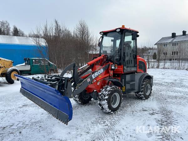 Hjullastare Everun ER08 med redskap