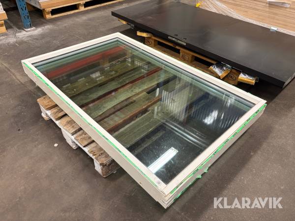 Fönster med tonat glas 9800x1580