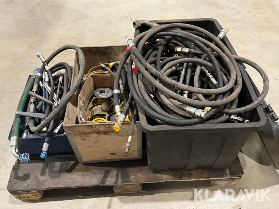 Parti med hydraulslang