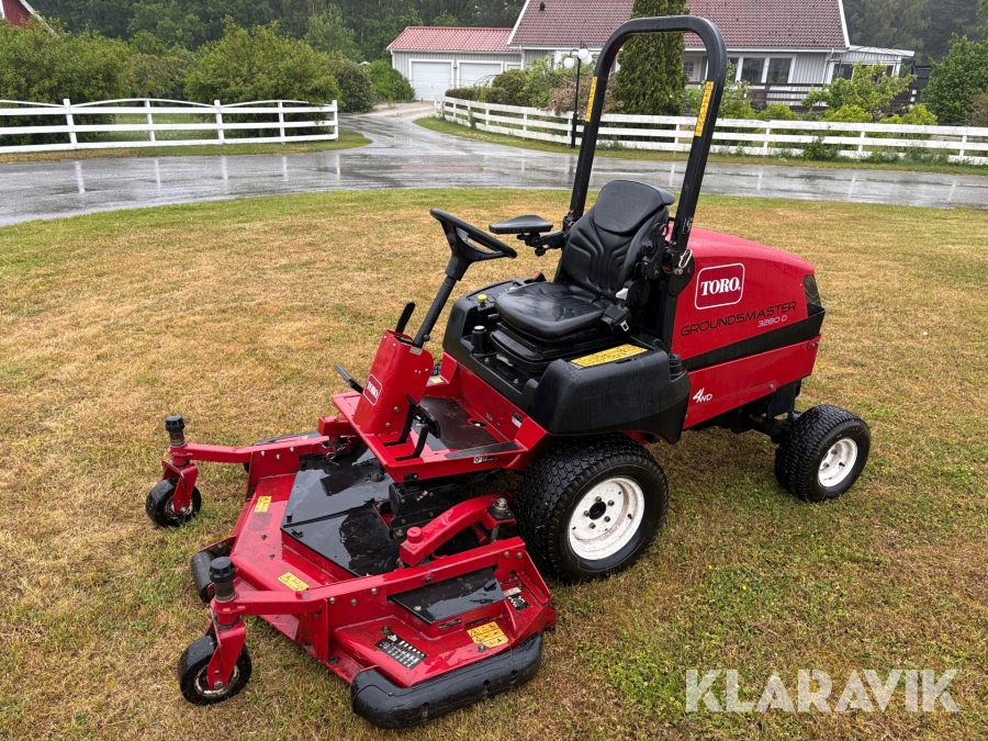 Gräsklippare Toro Groundmaster 3280.D 4wd