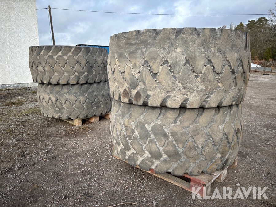 Entreprenaddäck Bridgestone 650/65R25 4 st