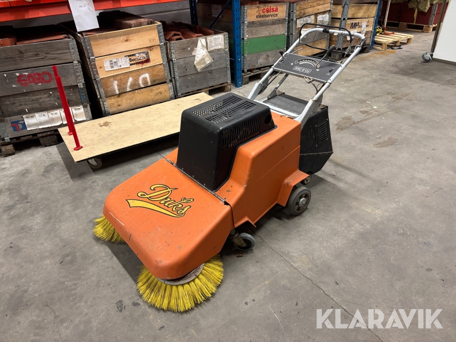 Sopmaskin Duks FO-B 2000 med uppsamlare