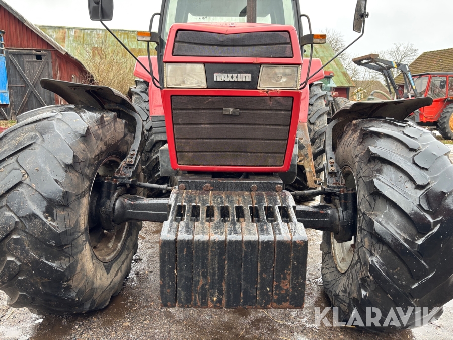 Traktor Case 5140