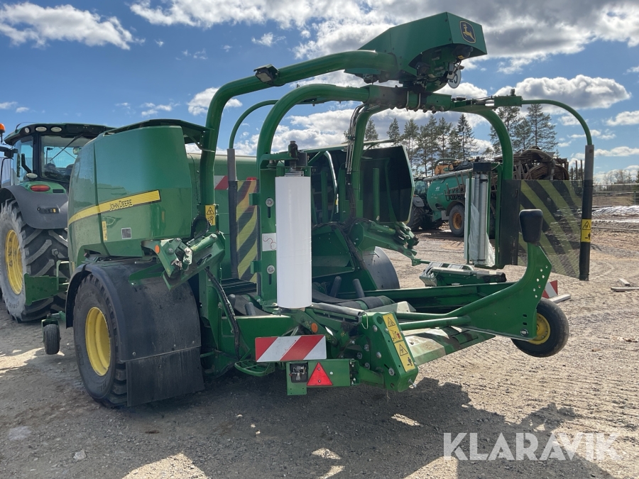 Rundbalspress John Deere C441R