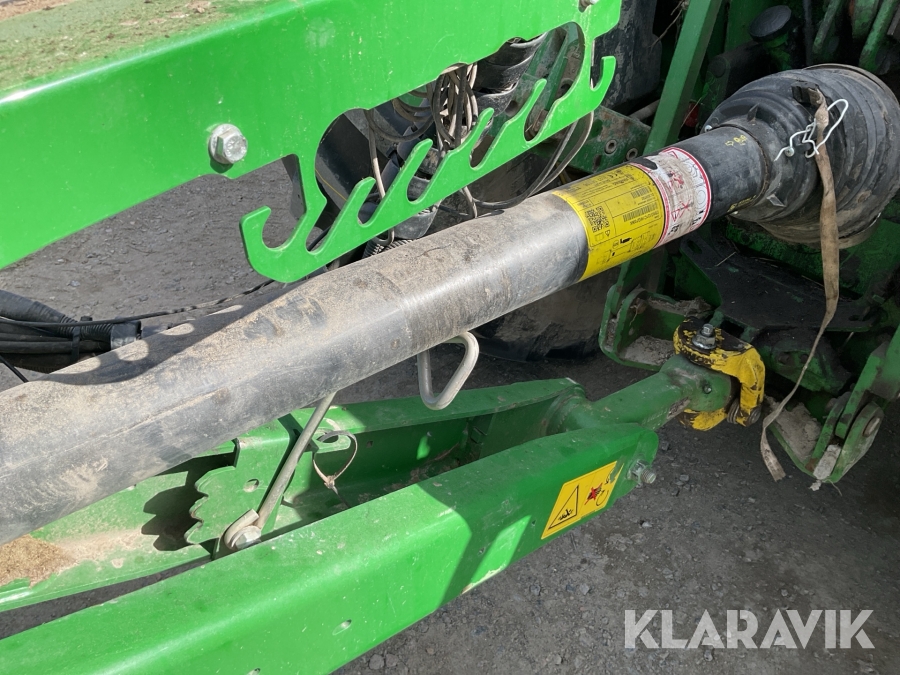 Rundbalspress John Deere C441R