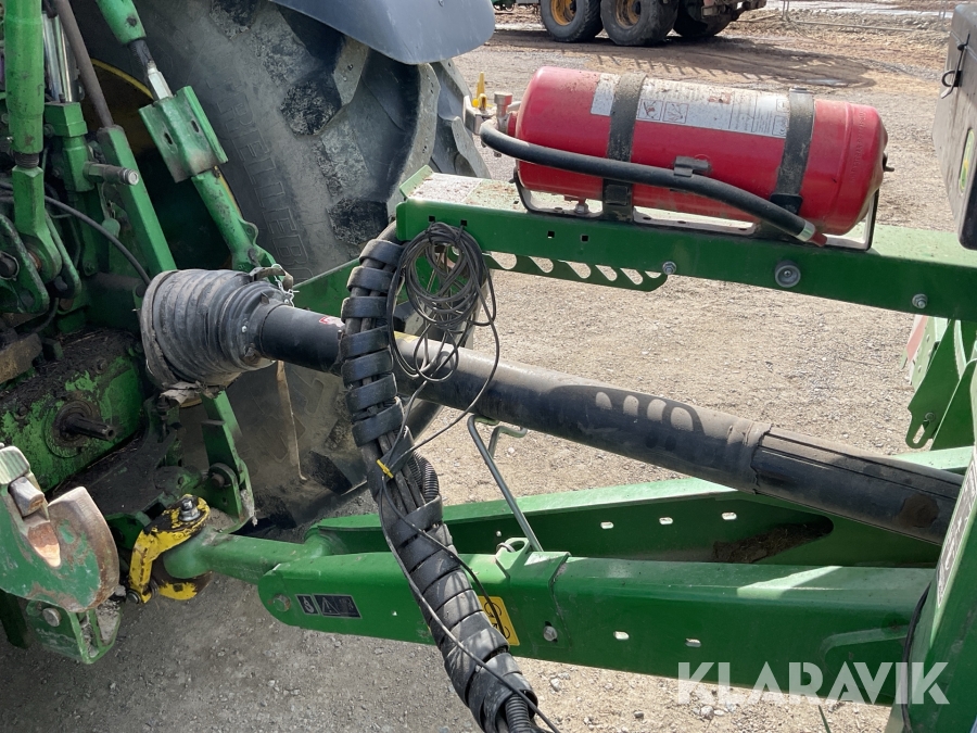 Rundbalspress John Deere C441R