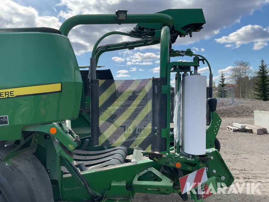 Rundbalspress John Deere C441R