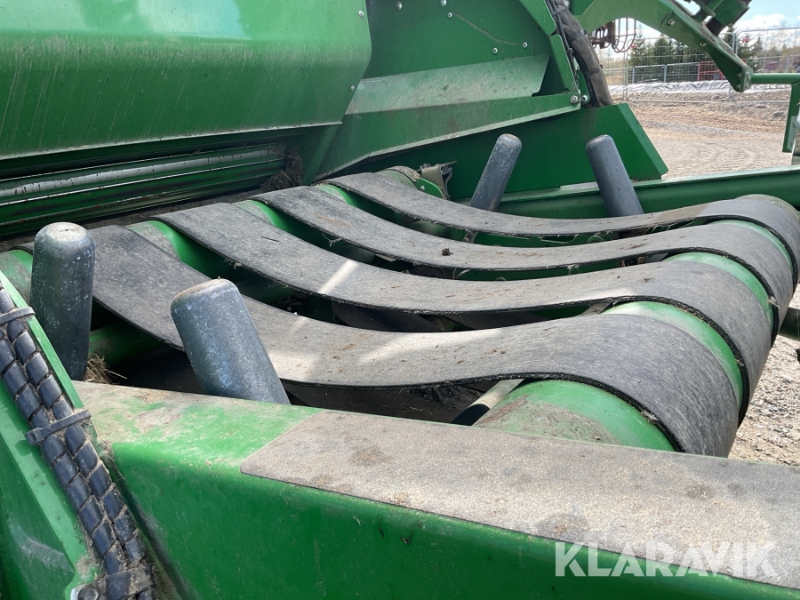 Rundbalspress John Deere C441R