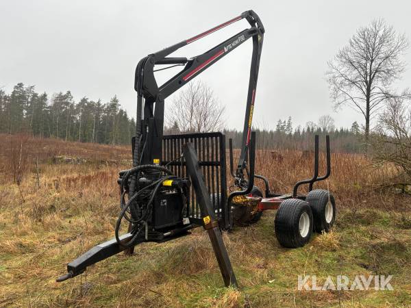 Skogsvagn FTG MOWI 850 P30 kran med elektriska spakar