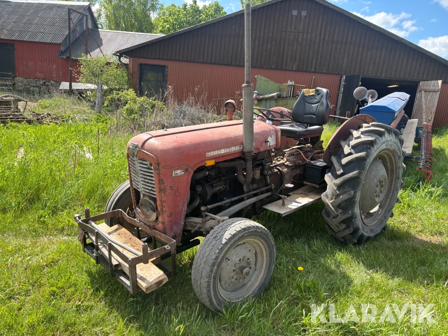Traktor Massey Ferguson 35 X