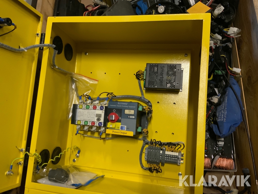 Elskåp, Skara, Klaravik auktioner