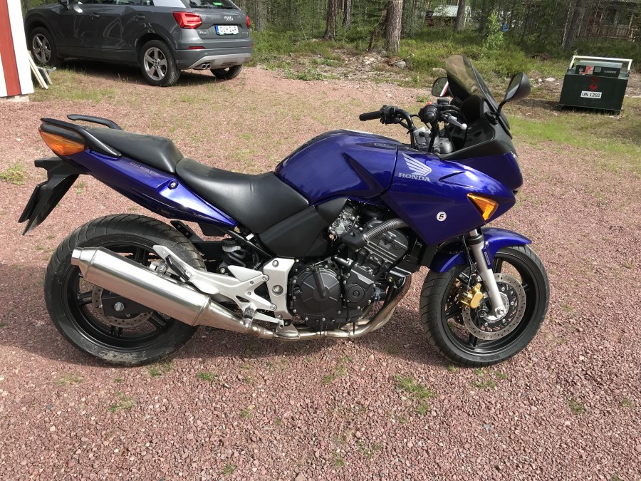 Motorcykel Honda CBF 600