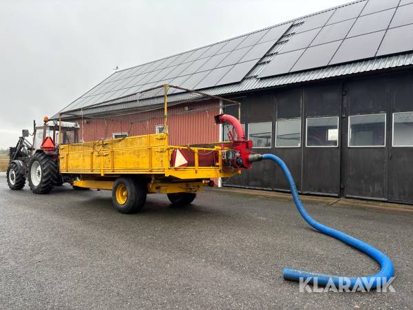 Tippvagn med lövsug och nät